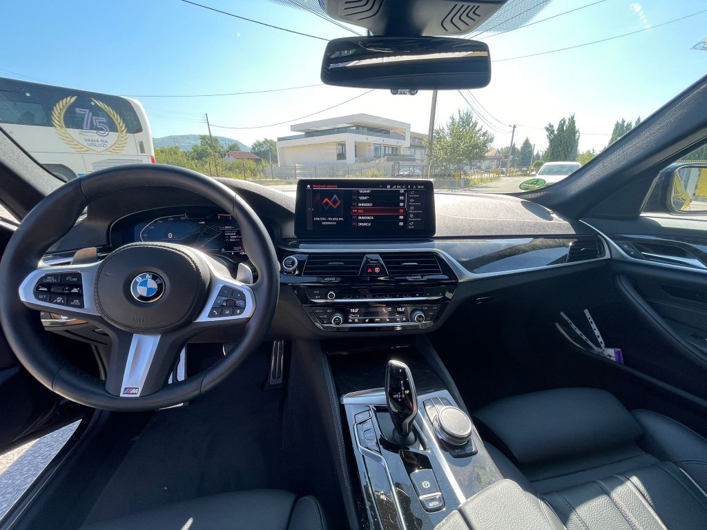 BMW 530xDRIVE M-OPTIC/LED/SIBER