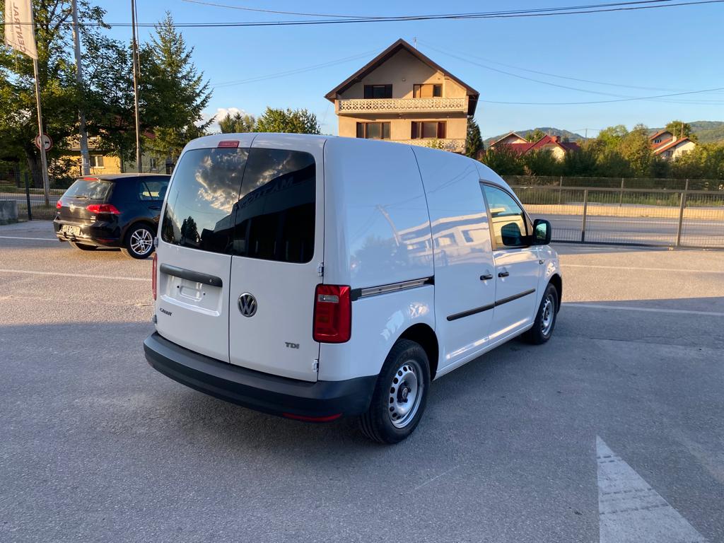 VOLKSWAGEN CADDY 2.0