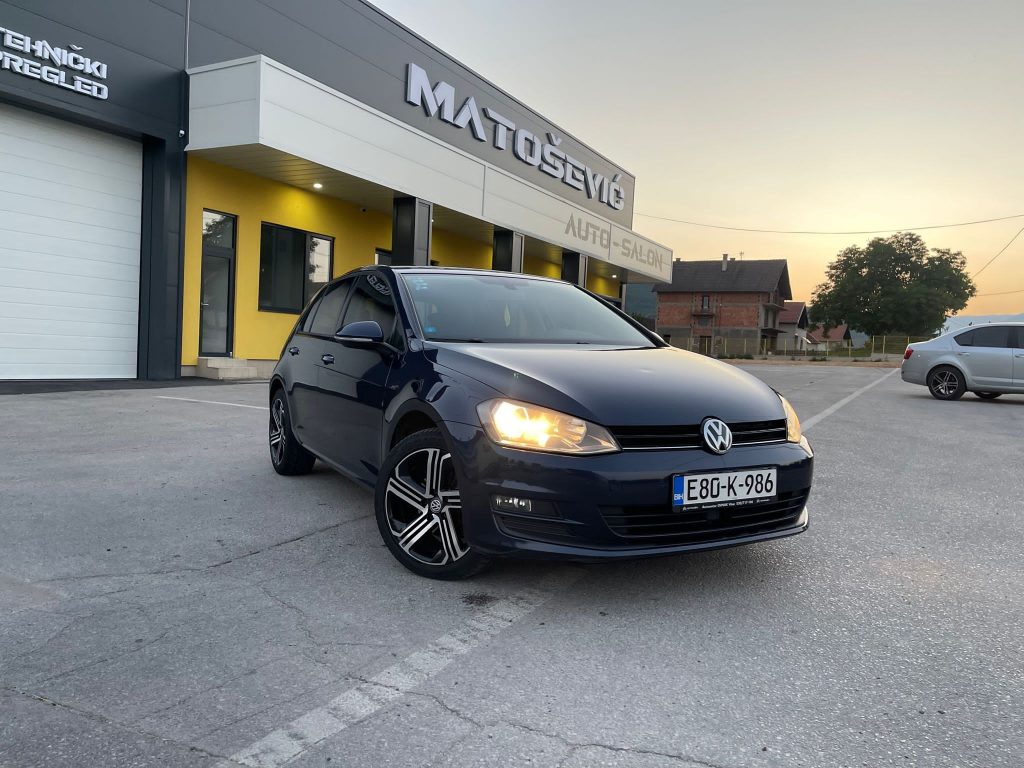 VOLKSWAGEN GOLF VII