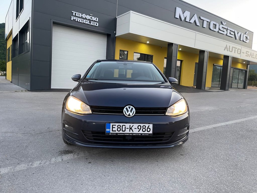 VOLKSWAGEN GOLF VII