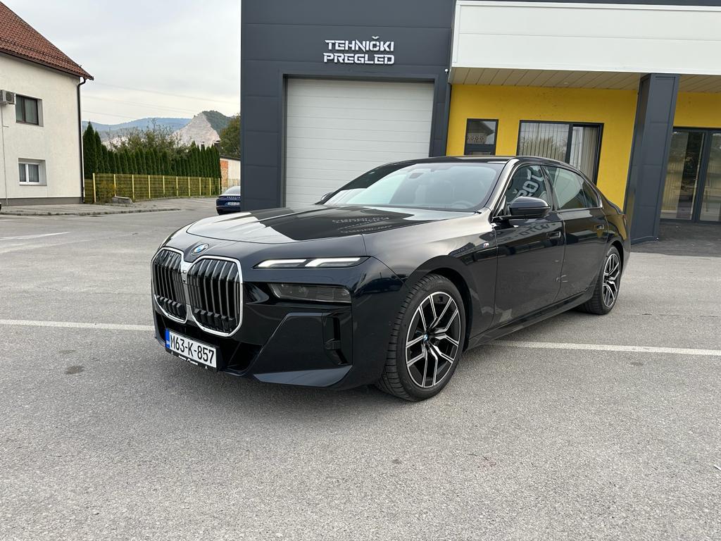 BMW 740 xDRIVE