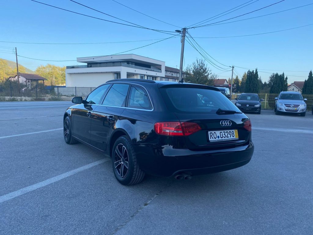 AUDI A4 2.0 TDI AUTOMATIK/XENON